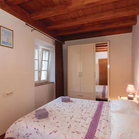 Two-bedroom In Prázdninový dům